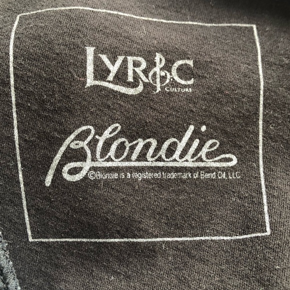 Lyric Culture Hi-Lo Sheer Striped Back Blondie Graphic Band Tee - Picture 6 of 10